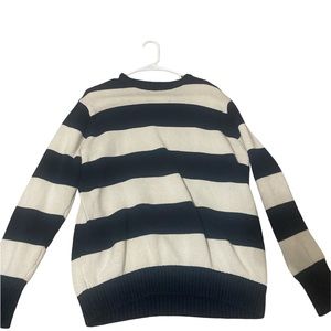 Brandy Melville Brianna sweater